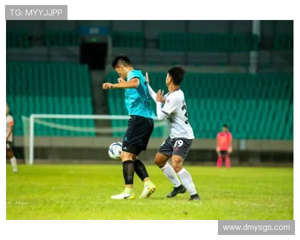 深圳足球队的力量变革引发热议助力城市足球崛起与发展新篇章