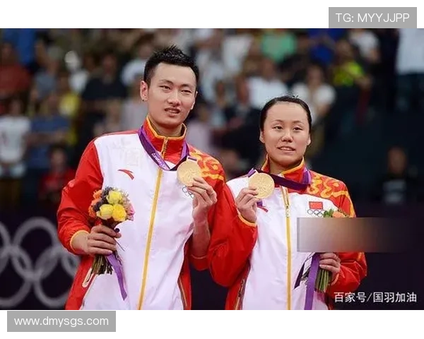 武汉羽毛球队与广州羽毛球队赛后复盘分析两队状态与表现对比